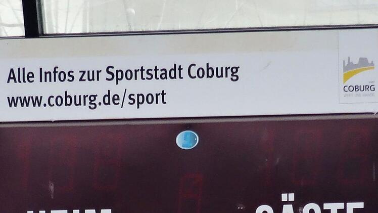 Impressionen vom Abriss der Coburger Angerhalle: 13. FeburarFoto: Jochen Berger