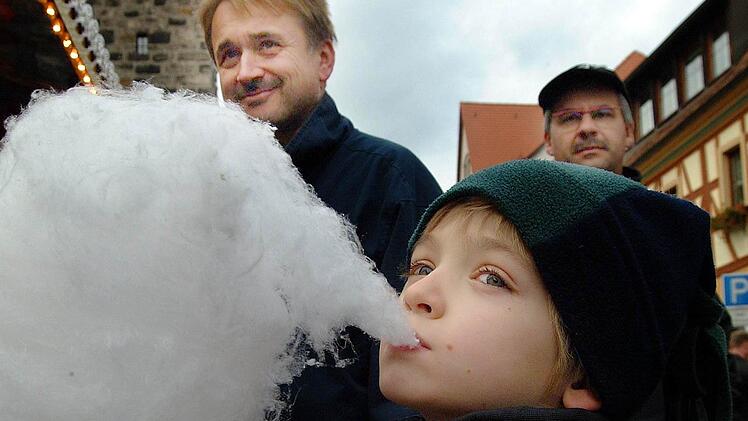 Zuckerwatte kommt bei Kindern gut an.