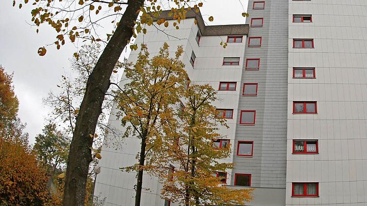 Auch in der Eichendorffstraße in Bamberg sollen Spezialeinsatzkräfte der Polizei Wohnungen durchsucht haben. Foto: NEWS5 / Herse