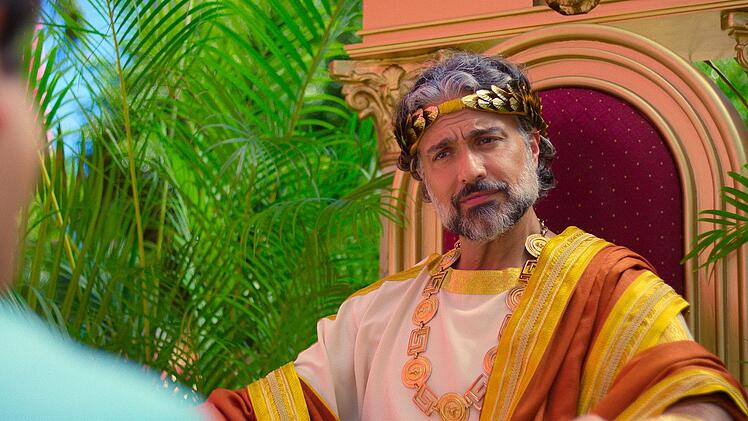 Jaime Camil spielt in "Acapulco" den Mitbesitzer des Resorts in den Achtzigern. Der Schauspieler war auch in der Serie "Jane the Virgin" als Vater der Hauptfigur dabei.