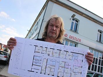 In die Umbaupläne seines Gebäudes hat Günther Distler bereits 30.000 Euro investiert.