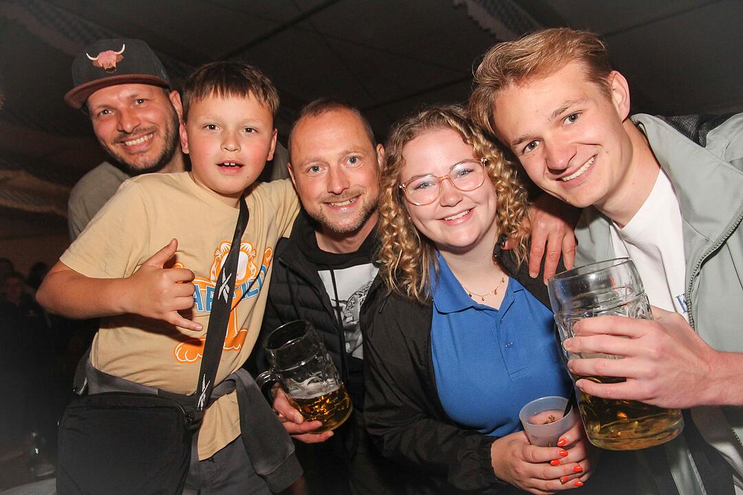Super Stimmung in Schimmendorf.