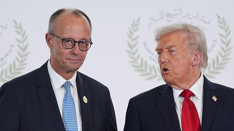 Glaubt man Robin Alexander, verbindet Friedrich Merz (links) und Donald Trump (rechts) eine "gemeinsame Gegnerschaft zu Angela Merkel".
