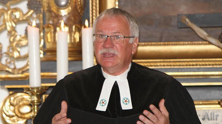 BIn seiner Festpredigt ging Pfarrer Volkmar Gregori auf die Bedeutung eines Posaunenchores ein.