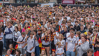 Bamberg feiert ausgelassen den Sieg der Nationalmannschaft auf Fanmeile