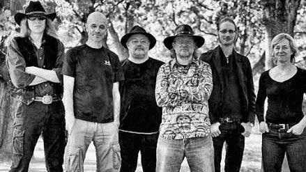 Jay Ottaway (Dritter v. re.) und seine Musikerfreunde Foto: pr