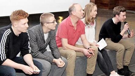 Stefan Köhler, Lars Töpperwien, Matthias Engel, Enikö Juhasz und David Niewelt berichteten aus der Partnerstadt.  Foto: Richard Sänger