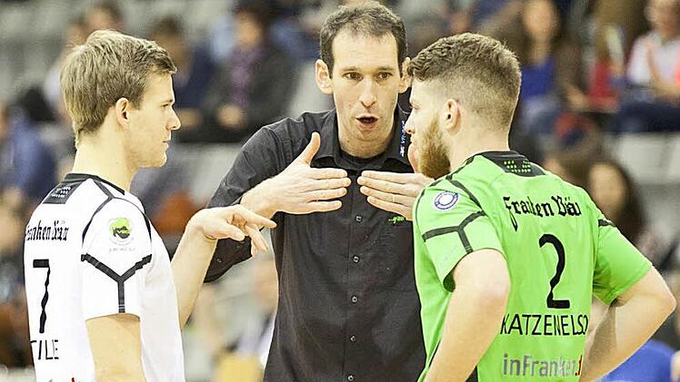 Coburgs Trainer Itamar Stein hatte mit seinen Schützlingen viel zu besprechen, denn gegen den CM Mitteldeutschland lief einiges schief. Foto: K2