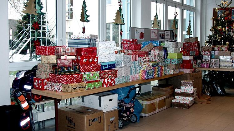 225 Päckchen wurden gepackt.  Foto: Richard Sänger