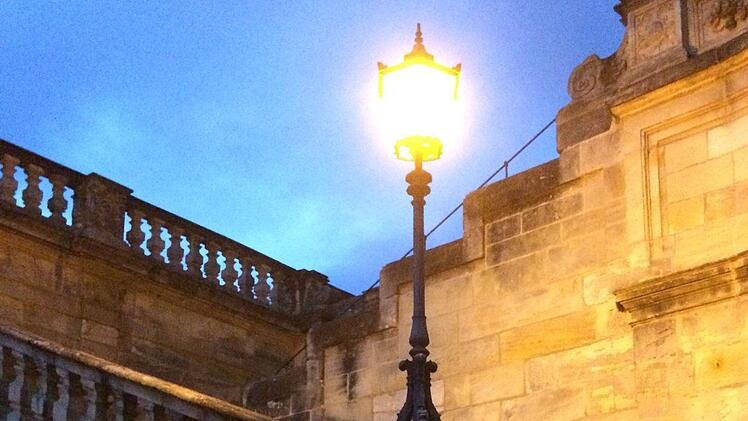 Treppenaufgang an den Coburger Arkaden am SchlossplatzFoto: Jochen Berger