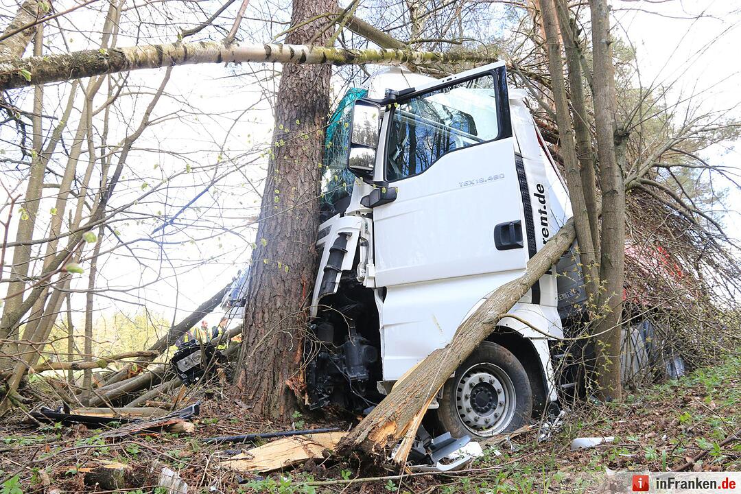 Schwerer Lkw-Unfall bei Stadelhofen