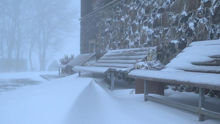 Über die Nacht zum Freitag ist einiges an Schnee gefallen. Einige Lifte in der Rhön haben bereits geöffnet. Foto: Archiv: Johannes Schlereth