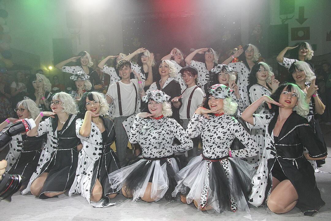 Super Stimmung beim Blütenfasching