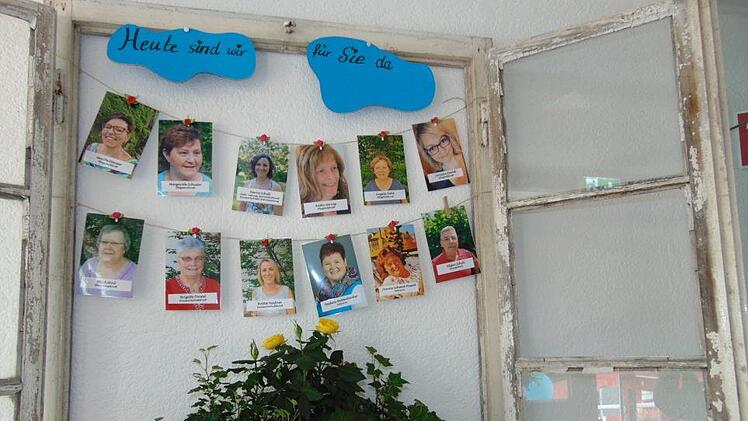 Das Team des Hauses Foto: Petra Malbrich