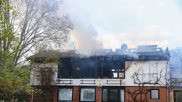 Wohnhaus durch Flammen zerst&ouml;rt