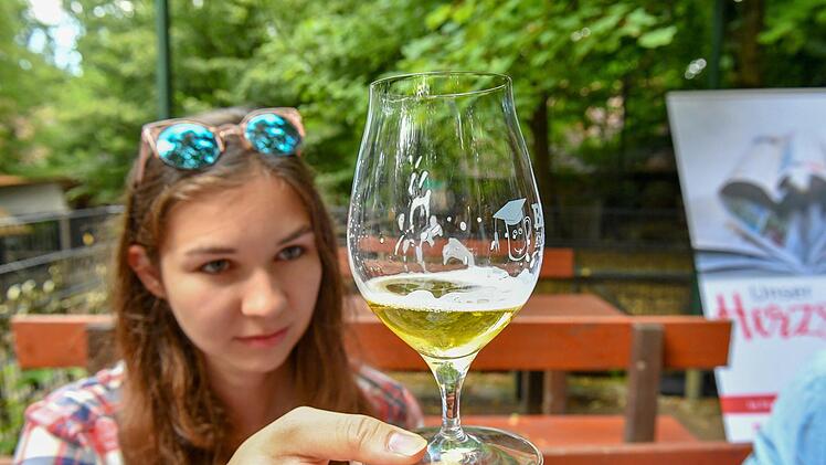 Dieses Bier ist hell.... Fotos: Ronald Rinklef