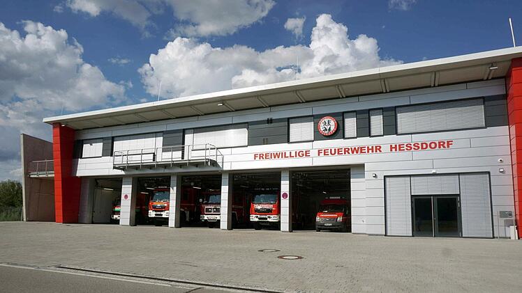 Feuerwehrgerätehaus in Heßdorf Richard Sänger