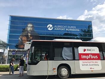 Nürnberg: "Popcorn-Gutschein für Impflinge" - Impfbus setzt Tour durch die Stadt fort