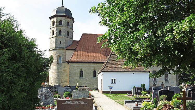 Der Poxdorfer Friedhof soll praktischer und schöner werden. Foto: Dagmar Niemann