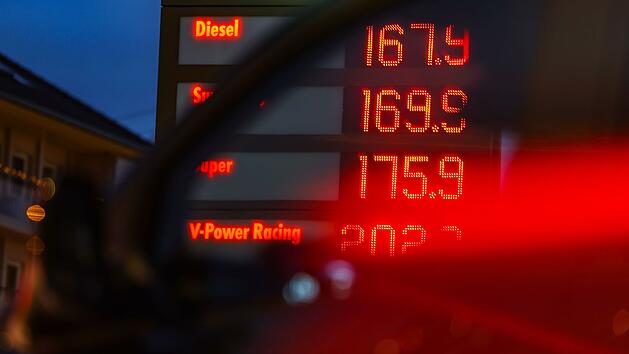 Tankpreise: Warum sind Benzin und Diesel pl&ouml;tzlich so teuer?