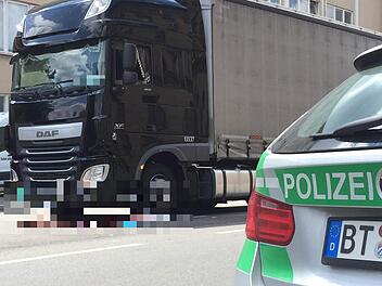 Unfallstelle am Dienstag an der Bahnhofstraße in Lichtenfels. Foto: News5 / Herse