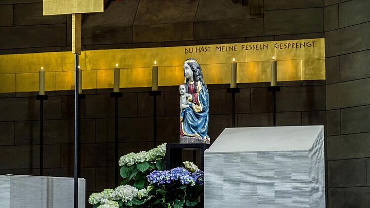 Maria mit Kind in St. AugustinFoto: Jochen Berger