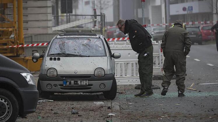 Nach der Explosion einer Baustellentoilette in Fürth sucht die Polizei nun nach Zeugen. Foto: News5