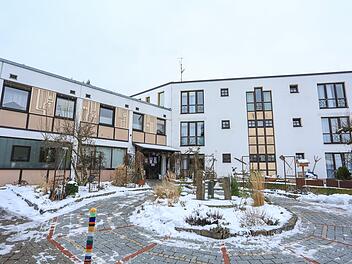 Impfteams sollen verantwortlich für Corona-Ausbruch in oberfränkischen Pflegeheim sein