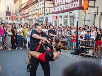 Hui: Die Salsa- und Tangoeinlagen von der Tanzschule Pelzer hatten es in sich.