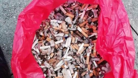 Zigarettenstummel sind laut Alex Cio auch ein riesiges Problem, das oft unterschätzt wird. Foto: Cleanup - Plugging Nürnberg