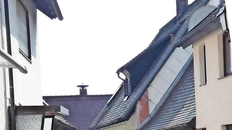 Bild der heutigen Schlossgasse: Man sieht noch die früher übliche niedrige Bauweise. Foto: Amon, Archv