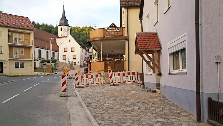 Der neue Gehsteig in der Trubachtalstraße Foto: Franz Galster