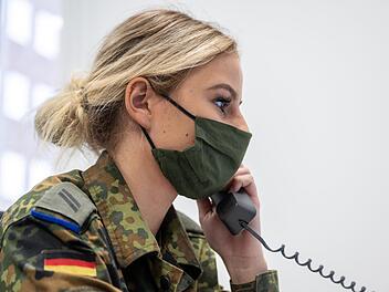 Auch im Landkreis Bad Kissingen sind Soldatinnen und Soldaten der Bundeswehr in der Kontaktnachverfolgung eingesetzt. Symbolfoto: Bernd Thissen/dpa
