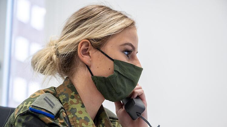 Auch im Landkreis Bad Kissingen sind Soldatinnen und Soldaten der Bundeswehr in der Kontaktnachverfolgung eingesetzt. Symbolfoto: Bernd Thissen/dpa