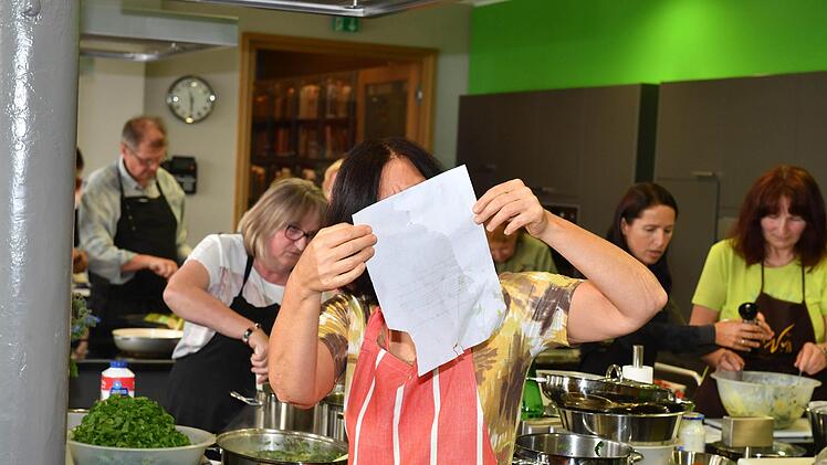 Kochen mit den Gemüsen des Monats - Impressionen vom Kochworkshop im Kulmbacher MupäzFoto: Ronald Rinklef