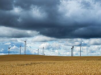 Wetter in Franken: Windig, wechselhaft und Wolkig geht es weiter