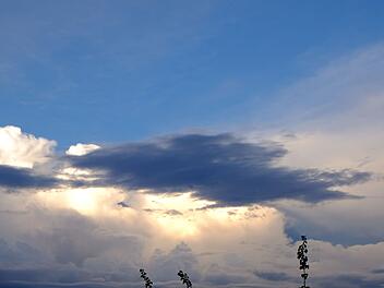 Wetter in Franken: Kaltfront folgt auf sonnigen Samstag