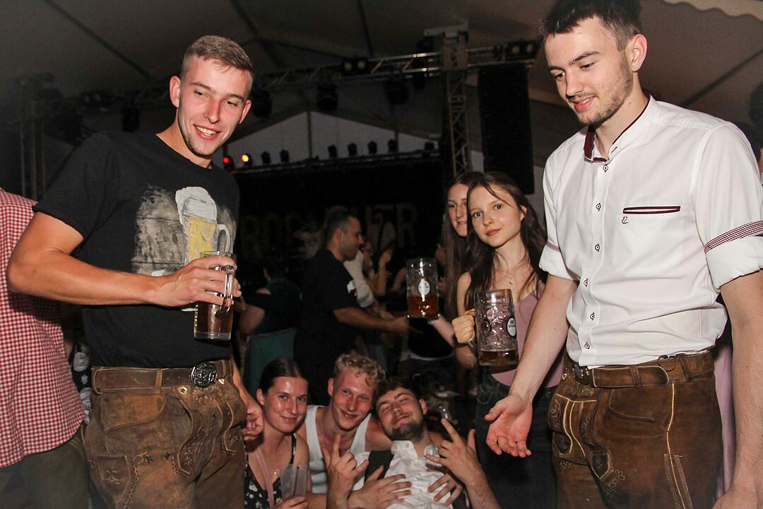 Super Stimmung beim Wiesenfest.