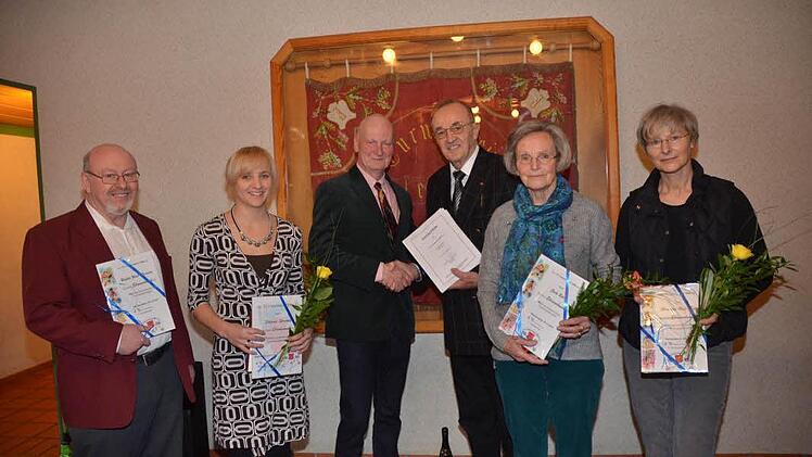 Ehrungen beim TVU (von links) Walter Wich-Herrlein, Stefanie Springer, Hartmut Fleischmann, Karl H. Fick, Greti Bär und Manuela Reif-Beck Foto: Karl-Heinz Hofmann