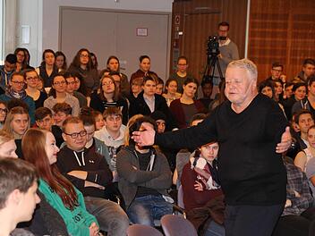 Manfred Winterheller bei seinem Vortrag im Kongresshaus Coburg.Oliver Schmidt