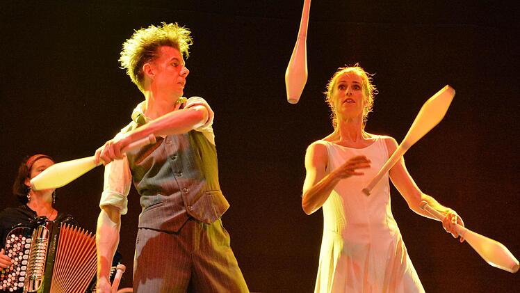 Cirqu' Oui. Foto: Ronald Rinklef