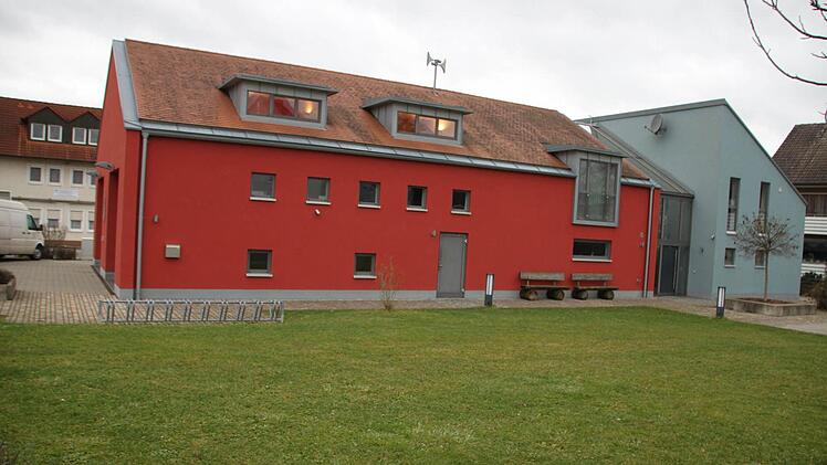 Im Feuerwehrhaus in Kersbach soll während der Bauarbeiten die Mittagsbetreuung für die Grundschüler untergebracht sein. Fotos: Peter Groscurth