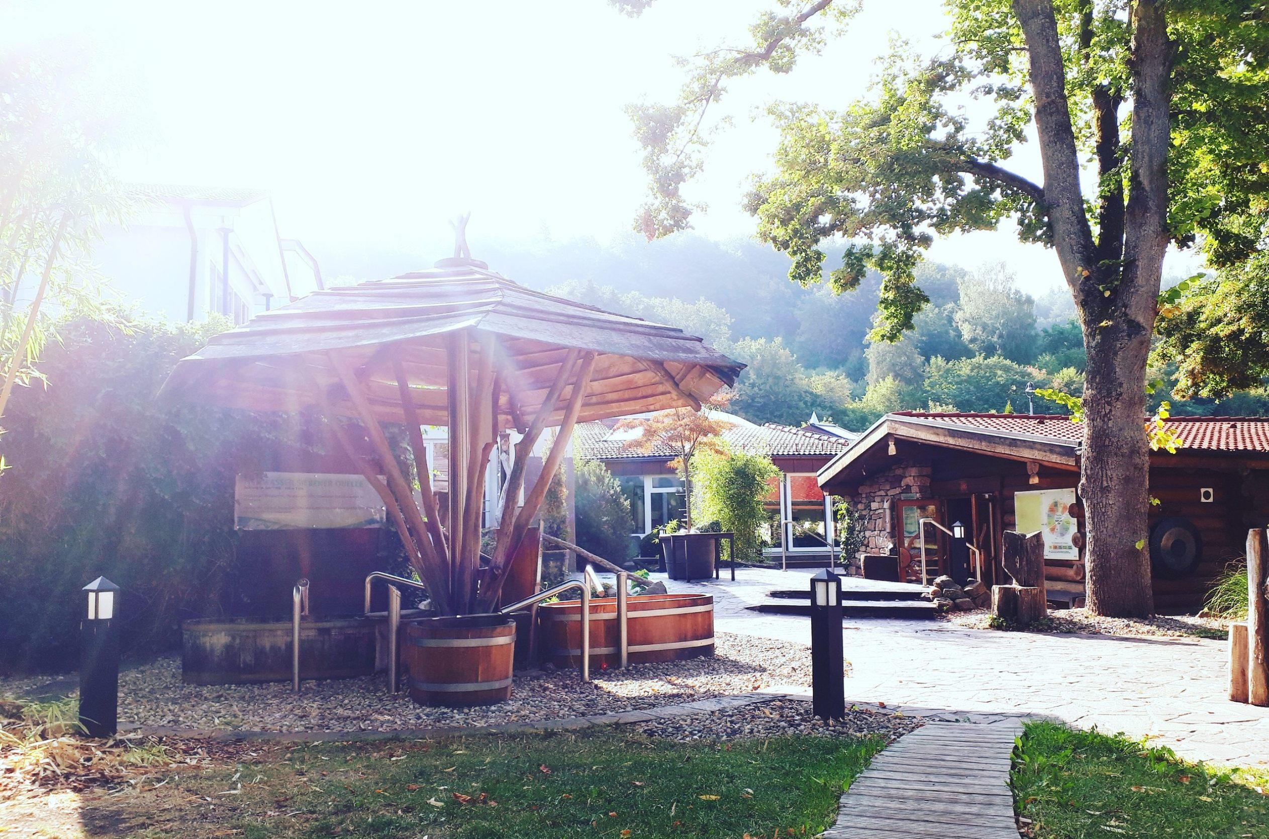 sinnflut-therme-in-bad-br-ckenau-heilwasser-aus-der-siebener-quelle