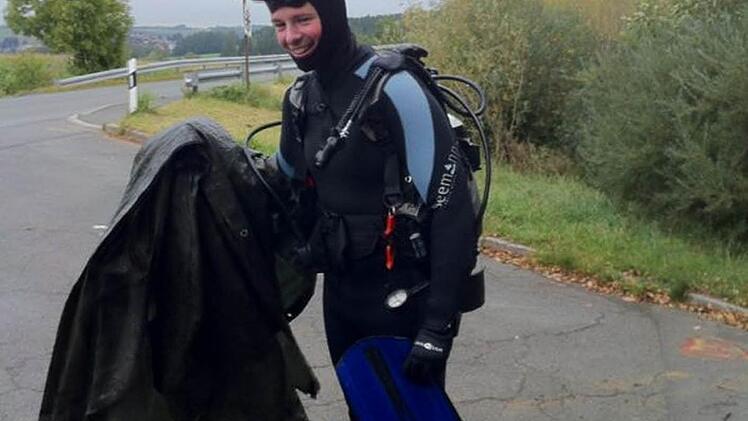 Rettungstaucher im Einsatz: Jochen Bergmann, der auch als zweiter Vorsitzender der DLRG Kulmbach Verantwortung übernimmt. Fotos: privat