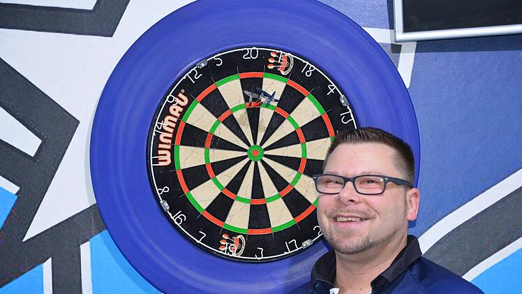 Die "180" sind der Traum eines jeden Dartsportlers. Das gilt auch für Heiko Janke. Sebastian Schmitt