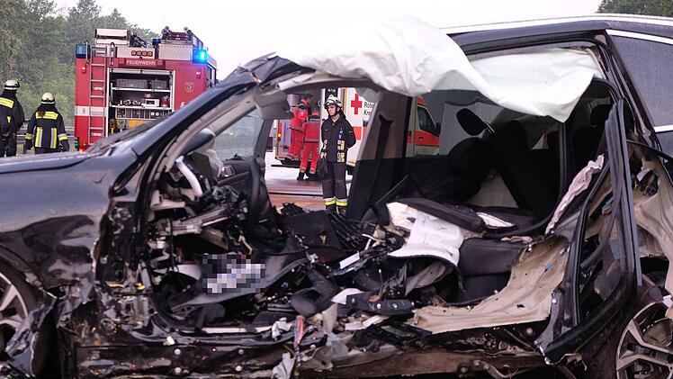 Ein 39-j&auml;hriger Mann kam am Sonntagmorgen auf der A3 bei Erlangen ums Leben. Symbolfoto: Grundmann/News5