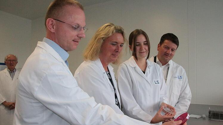 Eindrücke vom Besuch der Sozialministerin bei "Labor LS" in Großenbrach. Foto: Ralf Ruppert