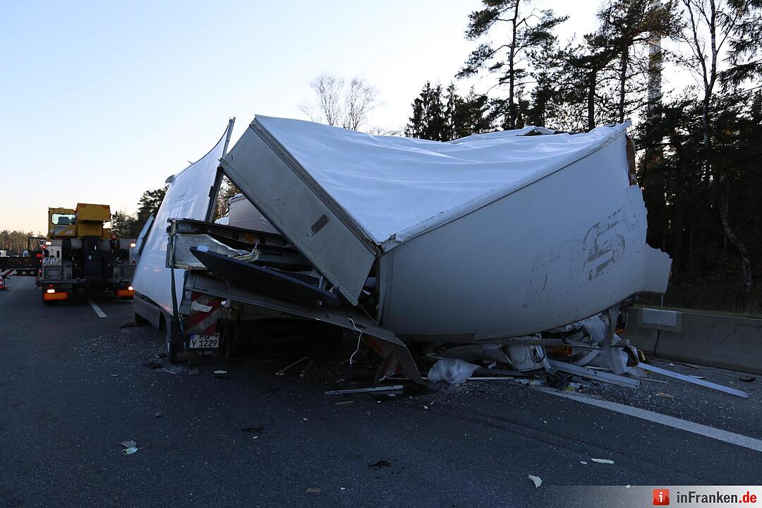 Schwerer Auffahrunfall auf der A9 bei Bayreuth