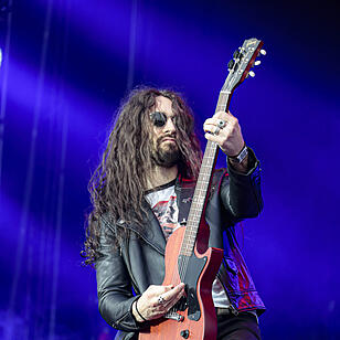Slash feat. Myles Kennedy and The Conspirators bringen ihre Fans bei Rock im Park 2019 zum Durchdrehen