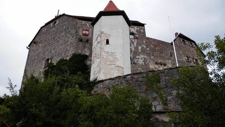 Die Burg in Hiltpoltstein ist verkauft. Wer sie gekauft hat, ist allerdings noch nicht bekannt.  Foto: Petra Malbrich